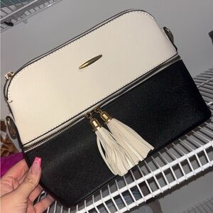 Elegant Black and Cream Women's Bag